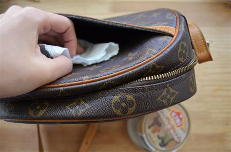 how much does louis vuitton charge to repair bags